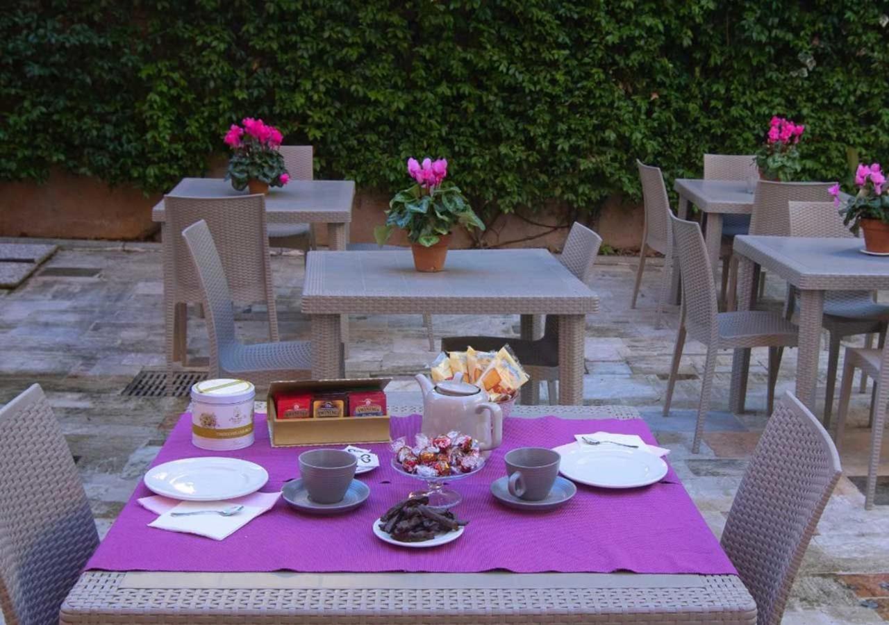 Relais Villa Coppede Rome Bagian luar foto